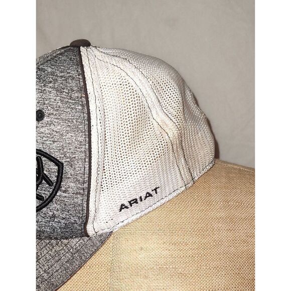 ARIAT FLEXFIT 110 TECHNOLOGY BLACK HEATHER SNAPBACK OSFA 1504901 Dirty! - Picture 2 of 7